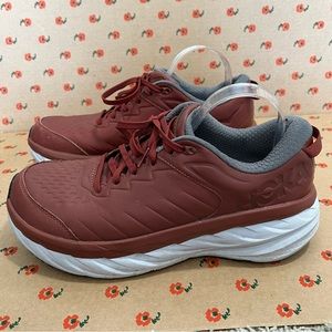 Hoka One One Men’s Bondi SR Maroon Tennis Shoes 11- NO INSOLES. Great condition.